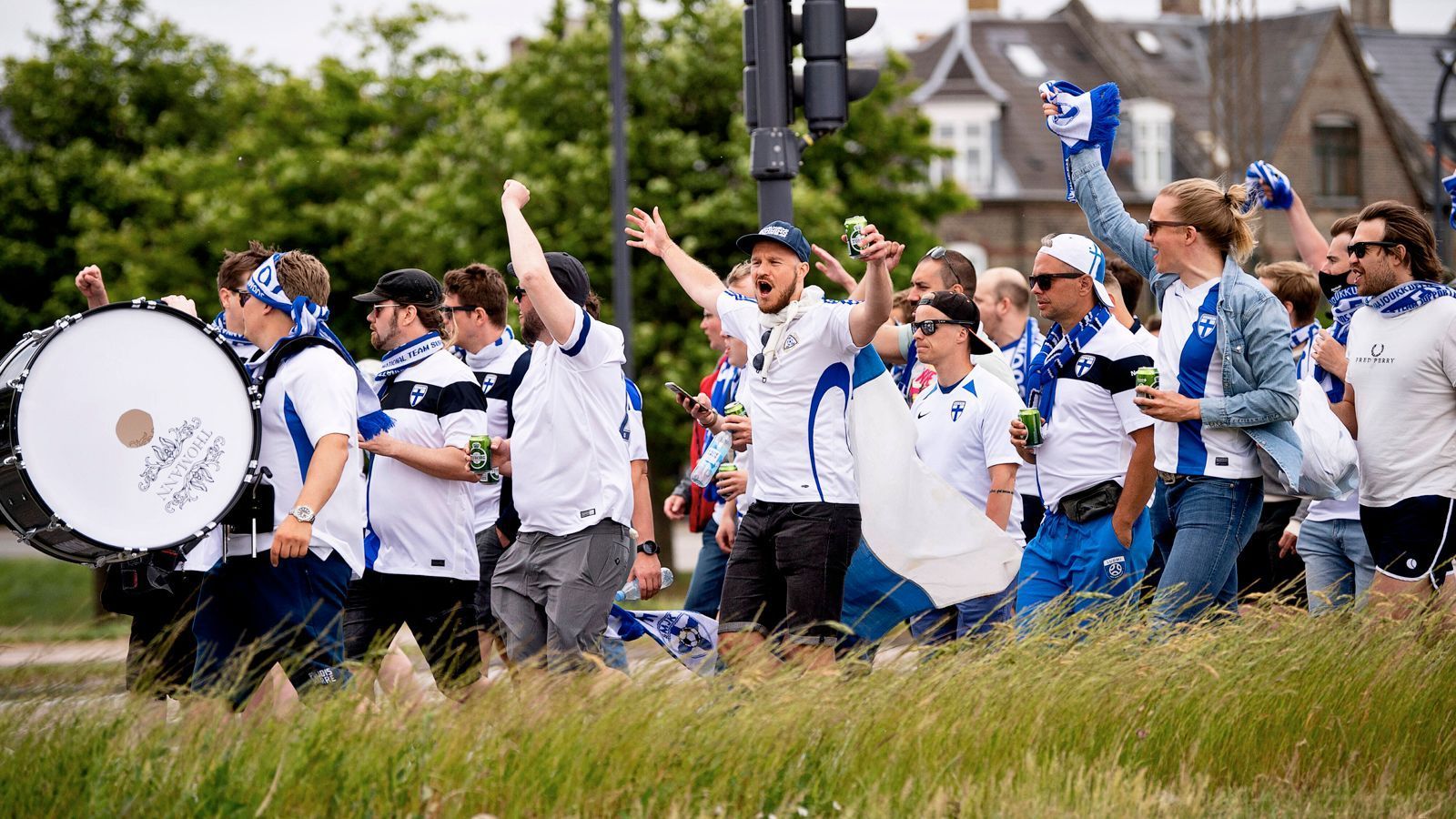
                <strong>Finnland</strong><br>
                &#x2022; <strong>Gruppe:</strong> B -<br>&#x2022; <strong>Team:</strong> Finnland -<br>&#x2022; <strong>Spitzname:</strong> "Huuhkajat", die Uhus.<br>
              