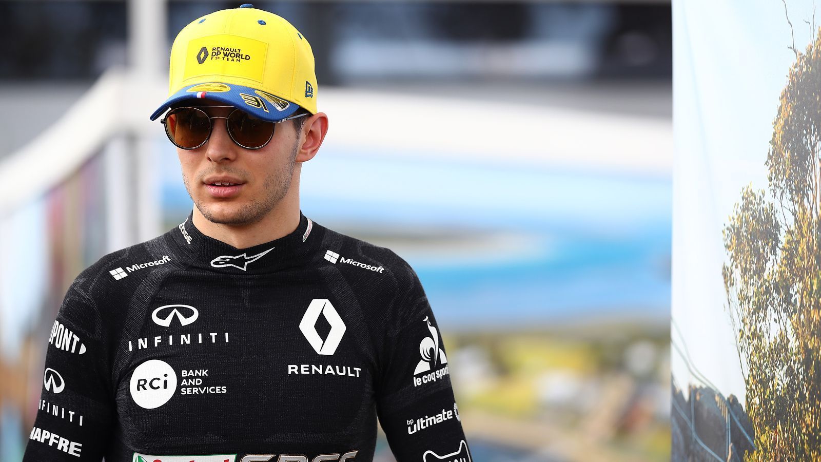 
                <strong>Alpine-Renault</strong><br>
                Fahrer für 2021: Esteban Ocon (im Bild) und Rückkehrer Fernando Alonso. 
              