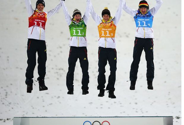 
                <strong>Teamspringen: Gold Deutschland</strong><br>
                Die deutschen Skispringer haben in Sotschi zum dritten Mal nach 1994 und 2002 die Goldmedaille im Team gewonnen. Andreas Wank, Marinus Kraus, Andreas Wellinger und Severin Freund triumphierten mit insgesamt 1041,1 Punkten 
              