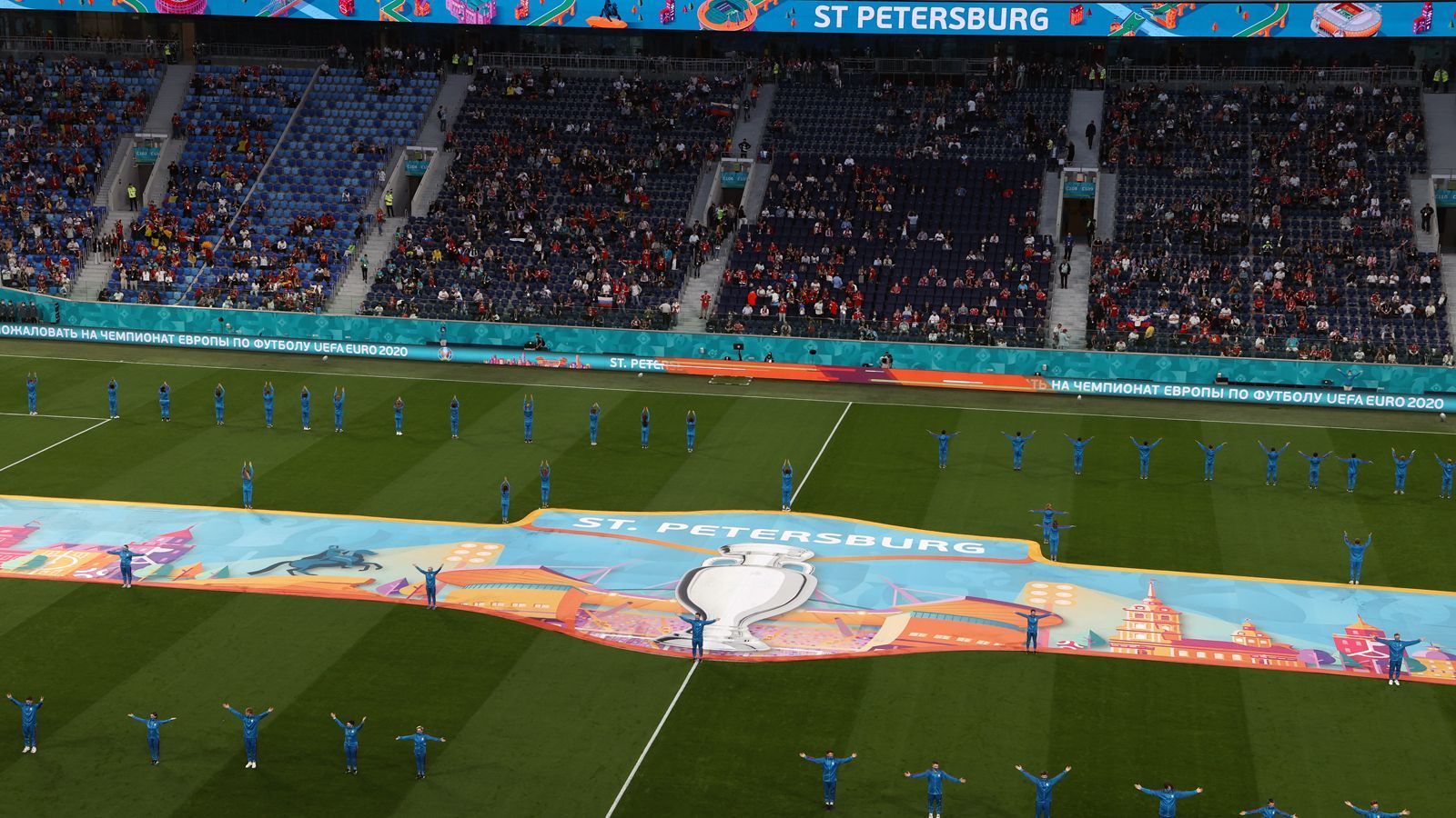
                <strong>St. Petersburg als Schauplatz des Abendspiels</strong><br>
                In St. Petersburg empfangen die Russen die Nationalmannschaft Belgiens zum Abendspiel des zweiten EM-Tages. 
              