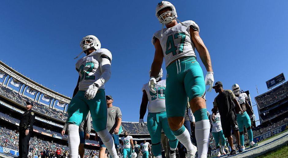 
                <strong>Miami Dolphins</strong><br>
                Kiko Alonso (Linebacker, im Bild Nr. 47), Jermon Bushrod (Guard)
              
