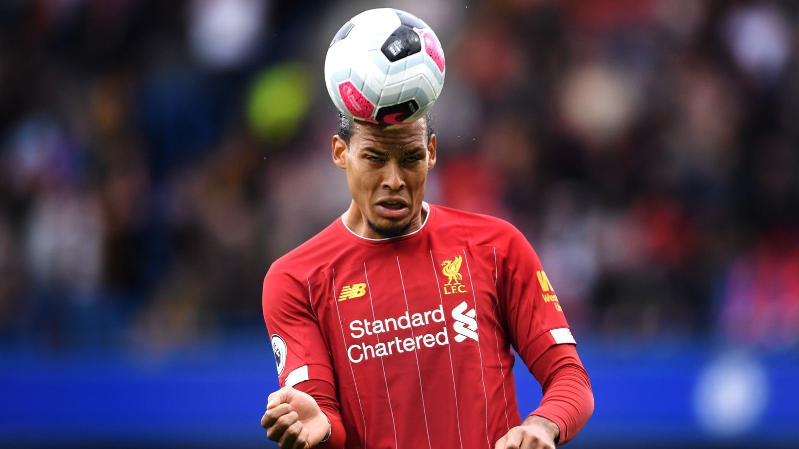 
                <strong>Abwehr: Virgil van Dijk</strong><br>
                Verein: FC LiverpoolNationalität: NiederlandeVan Dijk war außerdem als "Spieler des Jahres" nominiert.
              