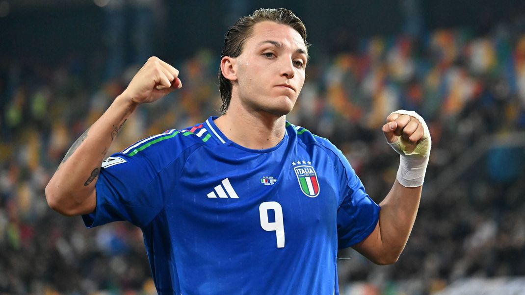 Soccer, European qualifier FIFA World Cup, WM, Weltmeisterschaft, Fussball 2026 match , Italy-Israel Mateo Retegui of Italy celebrating after score his first goal during European qualifier Fifa World Cup 2026 match between Italy v Israel at Friuli stadium, Italy, Oct 14th, 2025. Imago-Images/Emmefoto Copyright: xImago-Images/Emmefotox