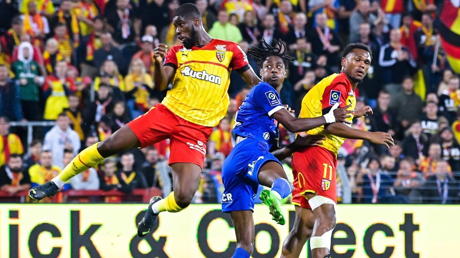 
                <strong>ES Troyes AC (Frankreich / Ligue 1)</strong><br>
                Einst spielte ES Troyes AC im UI-Cup gegen den VfL Wolfsburg, lange ist's her. 2001 war das. Seither ist viel passiert. Inzwischen befindet sich der Klub mehrheitlich im Besitz der City Football Group, ist also ein Schwesterklub unter anderem von Manchester City. Mit den Erfolgen des englischen Meisters kann Troyes aber nicht mithalten, nach zwei Jahren in der ersten Liga geht es nun zurück in die Ligue 2.
              