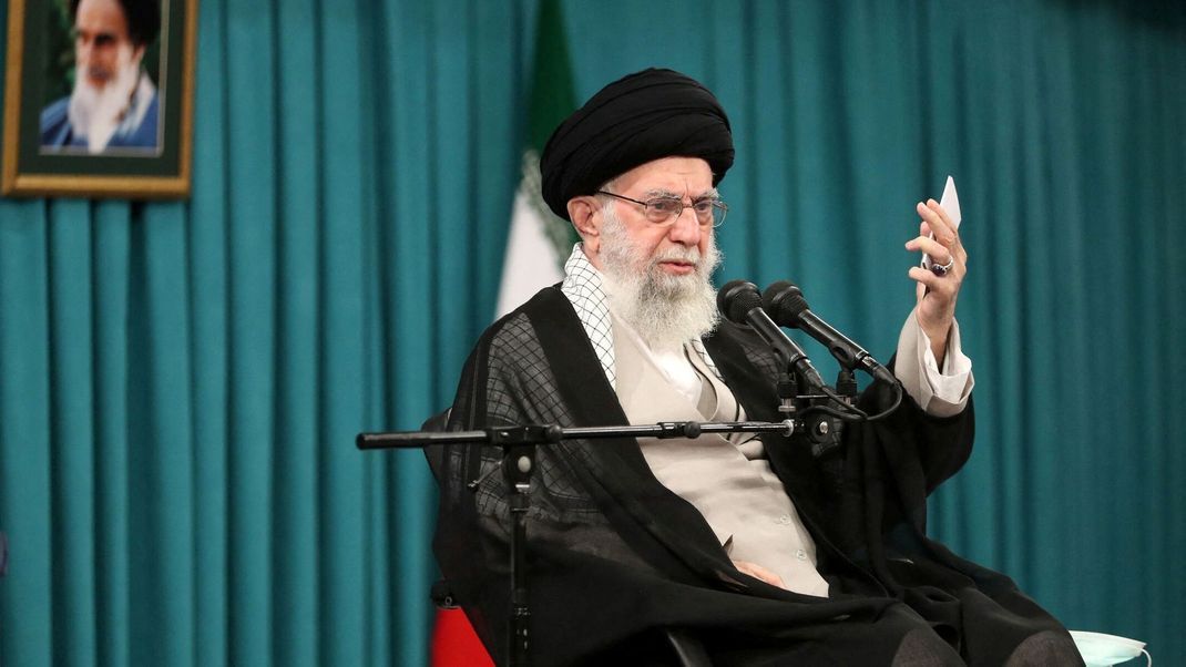 IRAN-KHAMENEI/