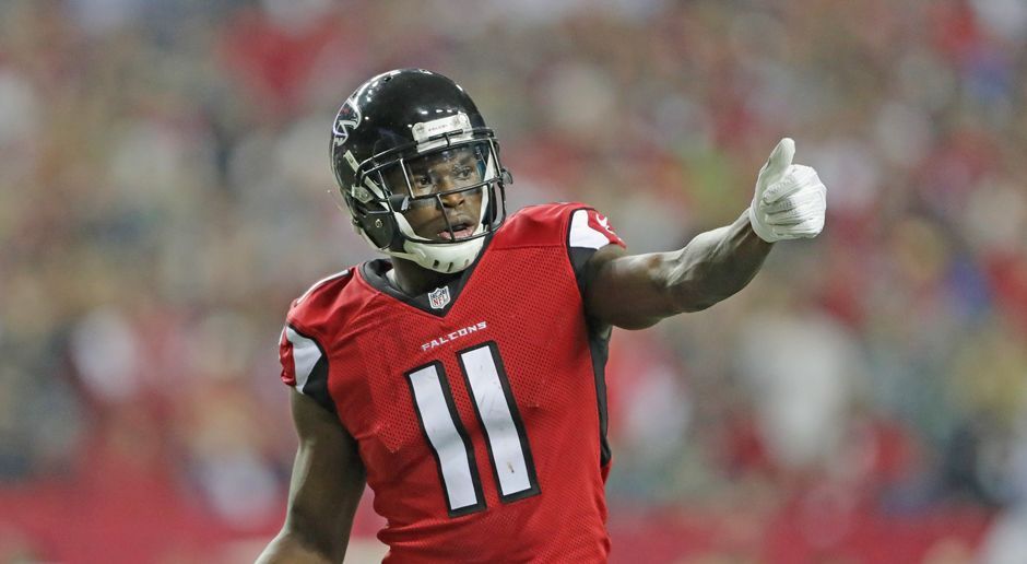 
                <strong>Julio Jones (Atlanta Falcons)</strong><br>
                Die Atlanta Falcons warfen die Seattle Seahawks in den Divisional Playoffs mit einer 36:20-Packung aus dem Super-Bowl-Rennen, doch trotzdem war den Falcons-Fans nicht nur zum Jubeln zumute. Star-Wide-Receiver Julio Jones musste im letzten Viertel wegen einer erneuten Zehenstauchung größtenteils draußen bleiben. Doch Head Coach Dan Quinn gab im Hinblick auf das Championship Game gegen die Green Bay Packers am 22. Januar Entwarnung. Jones sei "ready to rock".
              