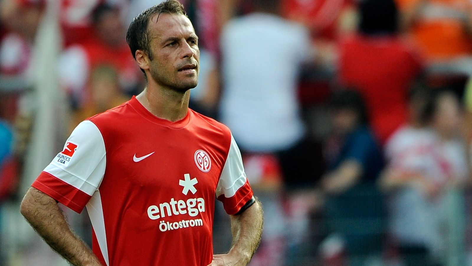 
                <strong>Platz 1: Nikolce Noveski</strong><br>
                Eigentore: 6Verein: 1. FSV Mainz 05
              