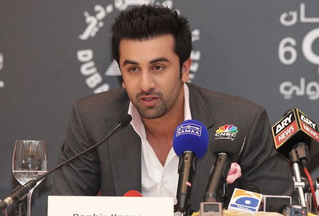 
                <strong>Ranbir Kapoor</strong><br>
                Bollywood-Star Ranbir Kapoor hält es stattdessen eher mit dem großen FC Barcelona.
              