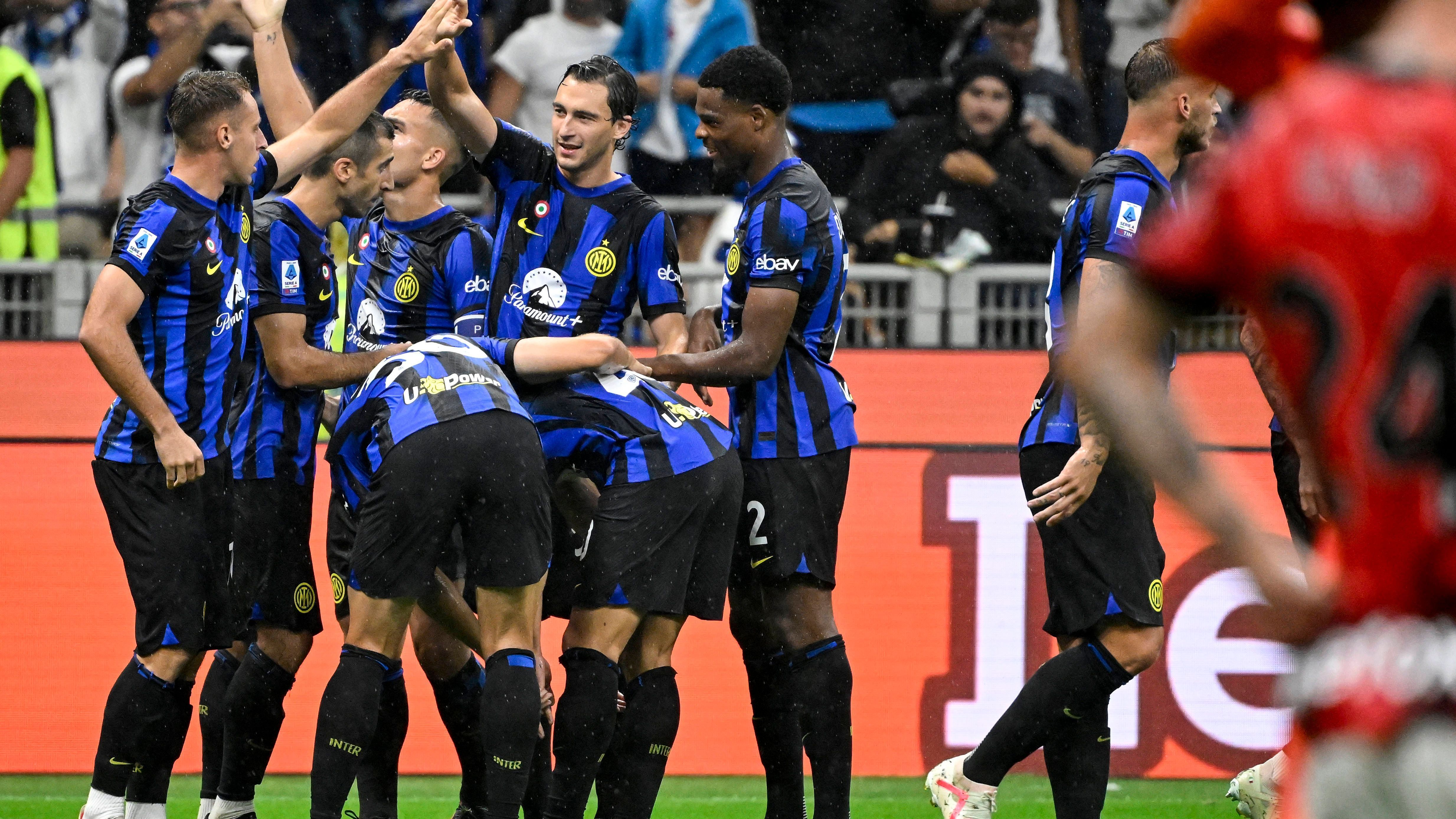 <strong>Inter Mailand</strong><br>Der Finalist der vergangenen Saison will jetzt den nächsten Schritt gehen. Dafür wurden zum Beispiel Benjamin Pavard und Yann Sommer vom FC Bayern geholt, dazu Marcus Thuram aus Gladbach. Personelle Verluste wie Andre Onana oder Milan Skriniar wurden aufgefangen. Insgesamt scheint Inter mit dem Kader bereit für den Titel.