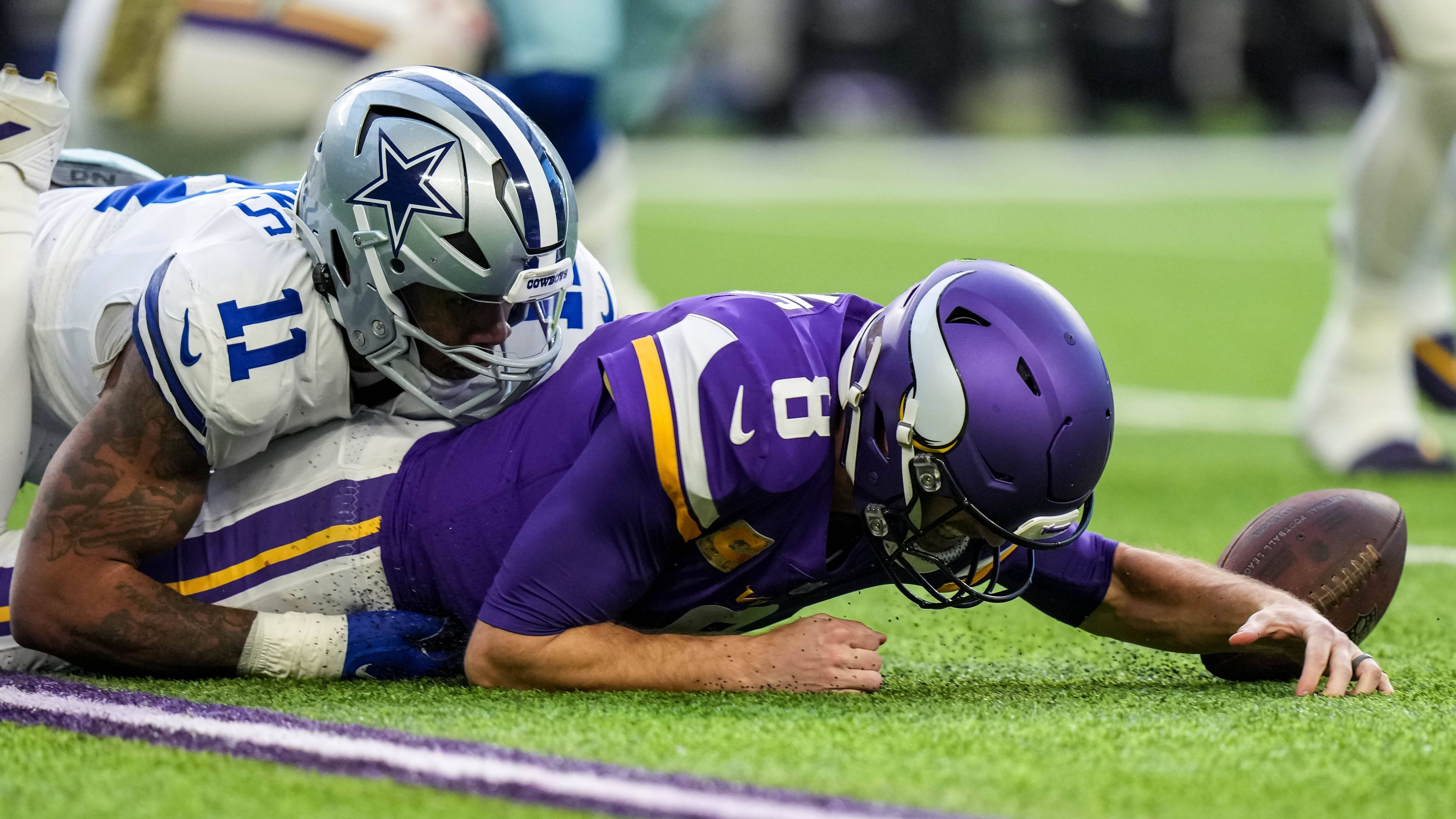 <strong>24. Platz (geteilt): Minnesota Vikings</strong><br>Erzielte Interceptions: 26 <br>Erzielte Fumbles: 22<br>Takeaways gesamt: 47<br><br>Kassierte Interceptions: 34<br>Kassierte Fumbles: 23<br>Giveaways gesamt: 57<br><br>Turnover-Differenz: -10