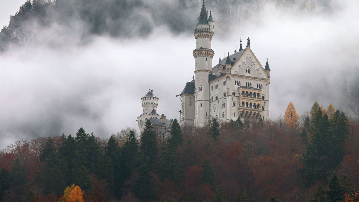 herbstliches-schloss-neuschwanstein