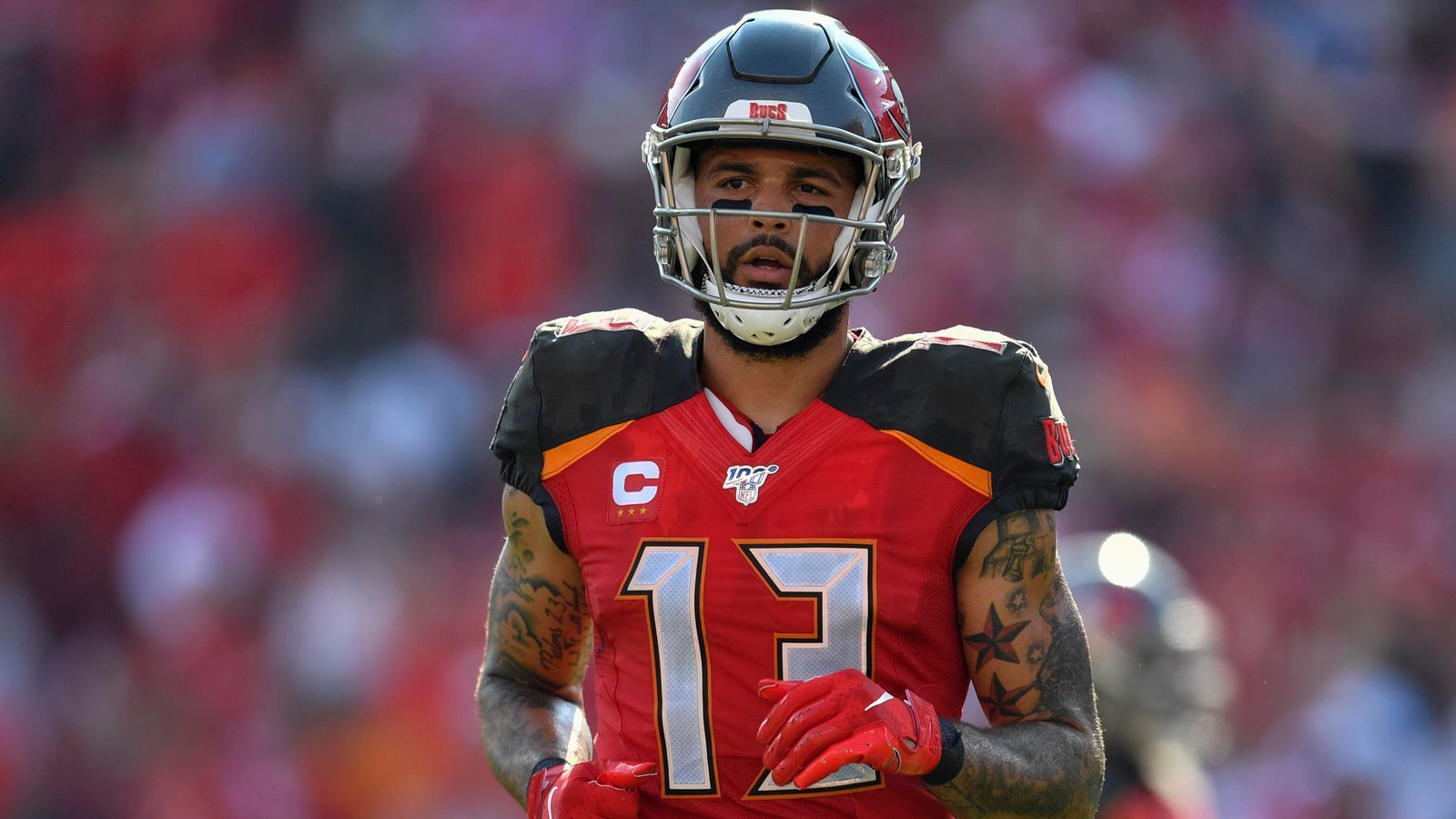 
                <strong>Wide Receiver: Mike Evans</strong><br>
                Gutes Matchup für die Tampa Bay Buccaneers gegen die New York Giants. Nachdem Star-Receiver Mike Evans zum Start noch aufgrund einer Erkrankung kürzertreten musste, darf sich der 26-Jährige in Woche drei gegen die drittschlechteste Passverteidigung der bisherigen Saison (321 zugelassenen Passing Yards pro Partie) austoben.
              