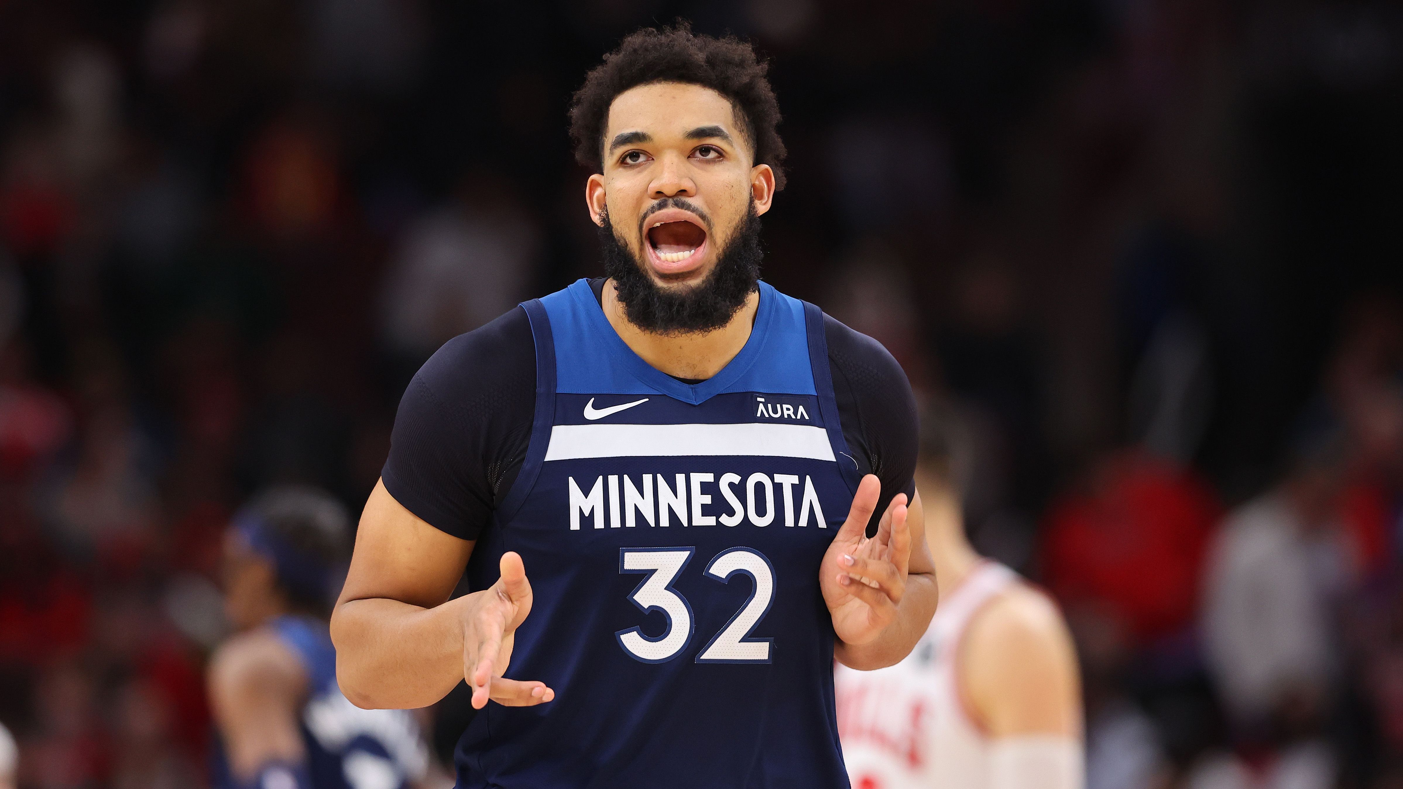 <strong>Sixth Man - Center: Karl-Anthony Towns (Dominikanische Republik)</strong><br>Bis zu seiner Verletzung war Towns der offensiv zweitbeste Spieler der Minnesota Timberwolves. "KAT" kann Dreier werfen, hat einen guten Drive zum Korb und kann konstant Missmatches bestrafen. Mit einer defensiven Steigerung könnte er möglicherweise ein Top-15-Spieler sein. Für "Team International" reicht es dieses Mal nur zum Sixth Man-Spot.