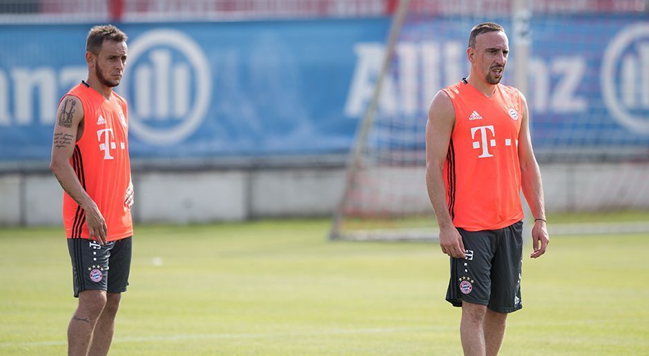 
                <strong>Rafinha-und-Ribery</strong><br>
                Rafinha und Franck Ribery (re.) sahen dagegen noch etwas ratlos aus. Das sollte sich hoffentlich in den nächsten Wochen ändern.
              