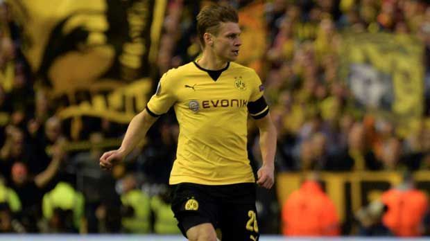 
                <strong>Lukasz Piszczek</strong><br>
                Lukasz Piszczek: Wie Schmelzer auf der linken Seite nicht mit seinem besten Tag. Offensiv mit guten Aktionen, dafür in der Defensive wackelig. Mit dem Fehler vor dem dritten Gegentor. ran-Note: 5.
              