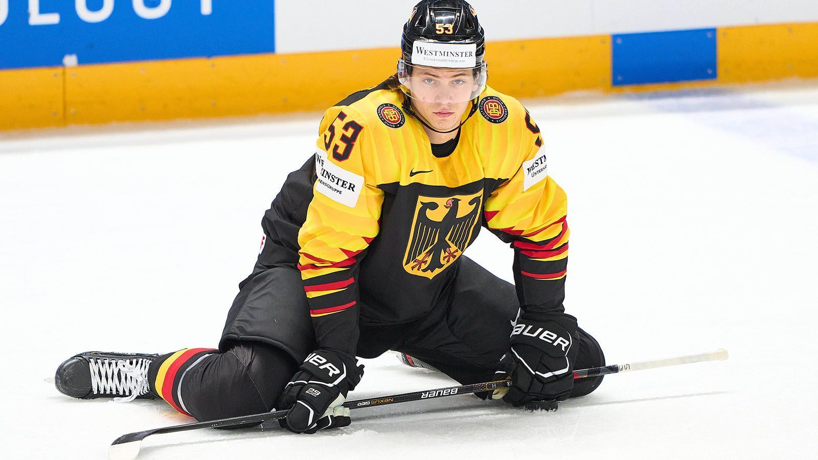 
                <strong>Moritz Seider (Abwehr)</strong><br>
                Mit gerade einmal 20 Jahren ist das Verteidiger-Supertalent bereits Leistungsträger beim schwedischen Klub Rögle BK und wurde 2019 an sechster Stelle von den Detroit Red Wings gedraftet. Diese verliehen ihn vor der Saison zunächst zu seinem Jugendklub Adler Mannheim. Aufgrund des lange Zeit ungewissen DEL-Starts ging es für den 20-Jährigen aber weiter nach Schweden. 
              