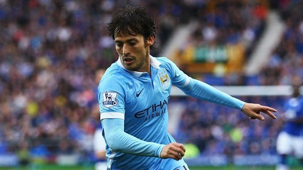 
                <strong>David Silva</strong><br>
                Auswechselspieler: David Silva (Manchester City). Wie so viele andere in seiner Traumelf, hat Pique zusammen mit David Silva die großen Titel mit der spanischen Nationalmannschaft gewonnen. Mit Manchester City fehlt dem Mittelfeldspieler allerdings noch der große Erfolg auf europäischer Ebene. 
              