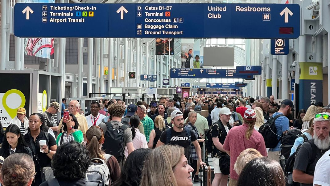 Am International Airport in Chicago wurde die Leiche einer Frau entdeckt.