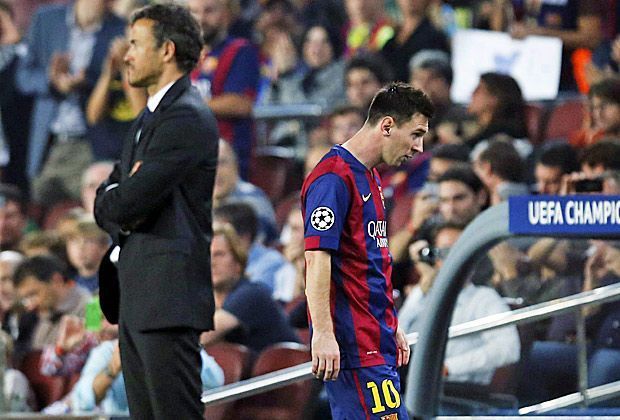 
                <strong>Machtkampf zwischen Lionel Messi und Luis Enrique</strong><br>
                Beim FC Barcelona hängt der Haussegen derzeit mächtig schief. Zwischen Superstar Lionel Messi und Coach Luis Enrique ist ein Machtkampf entbrannt. Der Argentinier forciert dabei die Ablösung des Trainers, mit dem er bereits seit Saisonbeginn im Clinch liegt.
              