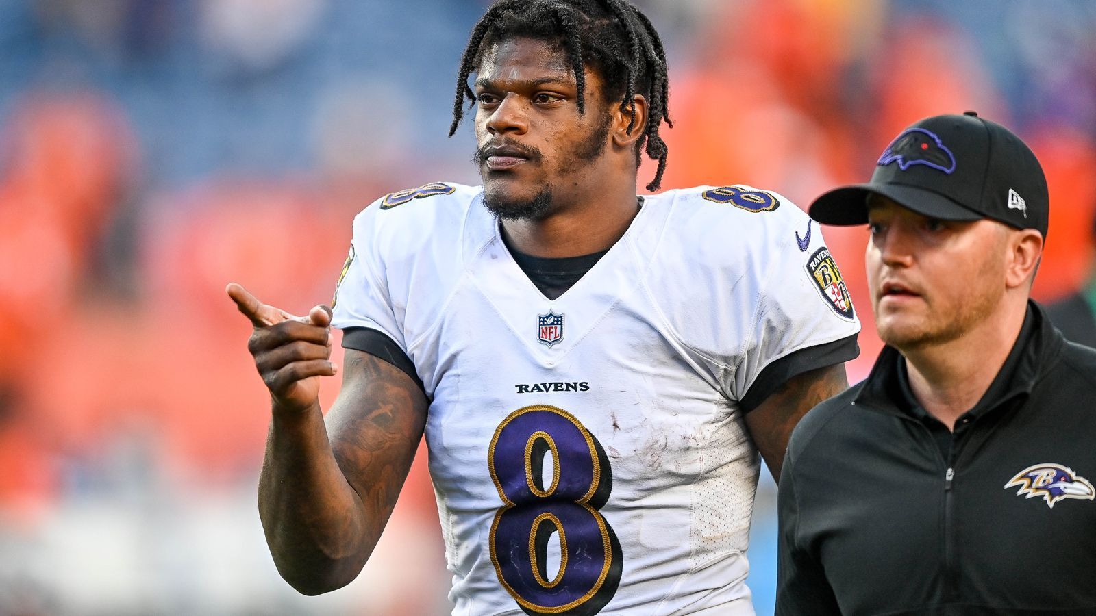 
                <strong>Tampa Bay Buccaneers - Baltimore Ravens</strong><br>
                Die NFC South spielt in der kommenden Saison gegen die AFC North, nominelle Heimspiele für die Tampa Bay Buccaneers gegen diese Division sind gegen die Baltimore Ravens...
              