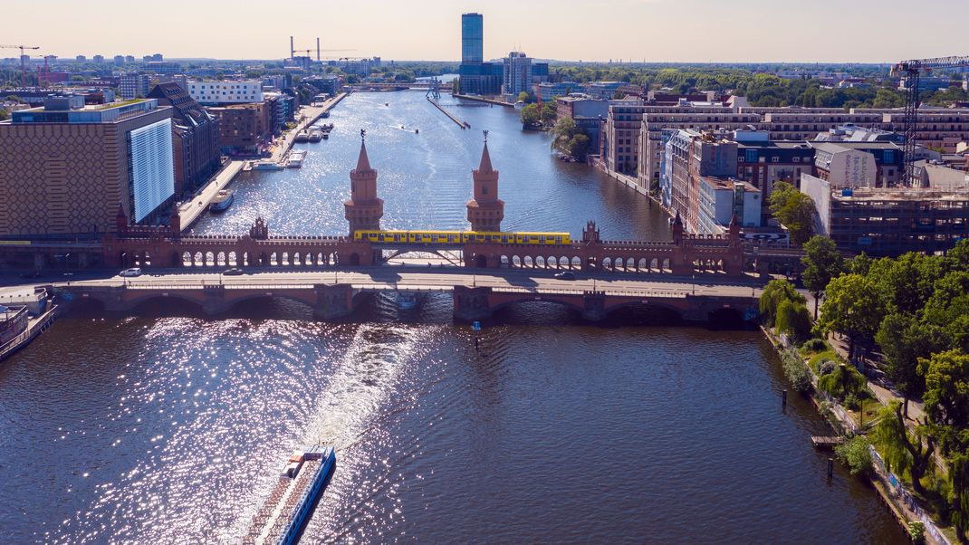 Laut einer Studie des Umweltbundesamts droht Berlin und Brandenburg entlang der Spree eine empfindliche Trinkwasserknappheit.