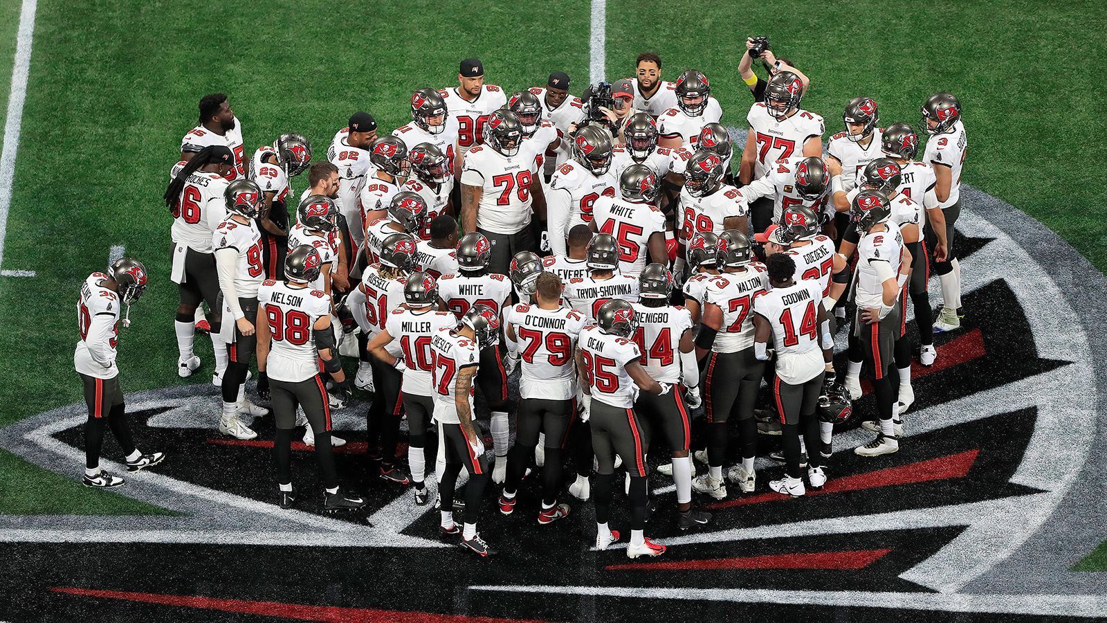 
                <strong>Platz 22: Tampa Bay Buccaneers</strong><br>
                Gegnerbilanz im Jahr 2022: 138-148-2prozentualer Anteil der Siege der Gegner: 
              