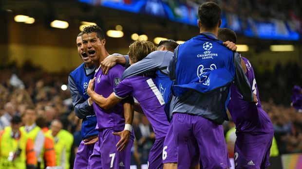 
                <strong>Platz 1 - Real Madrid</strong><br>
                Land: SpanienPunkte im UEFA-Klub-Ranking: 151,799
              