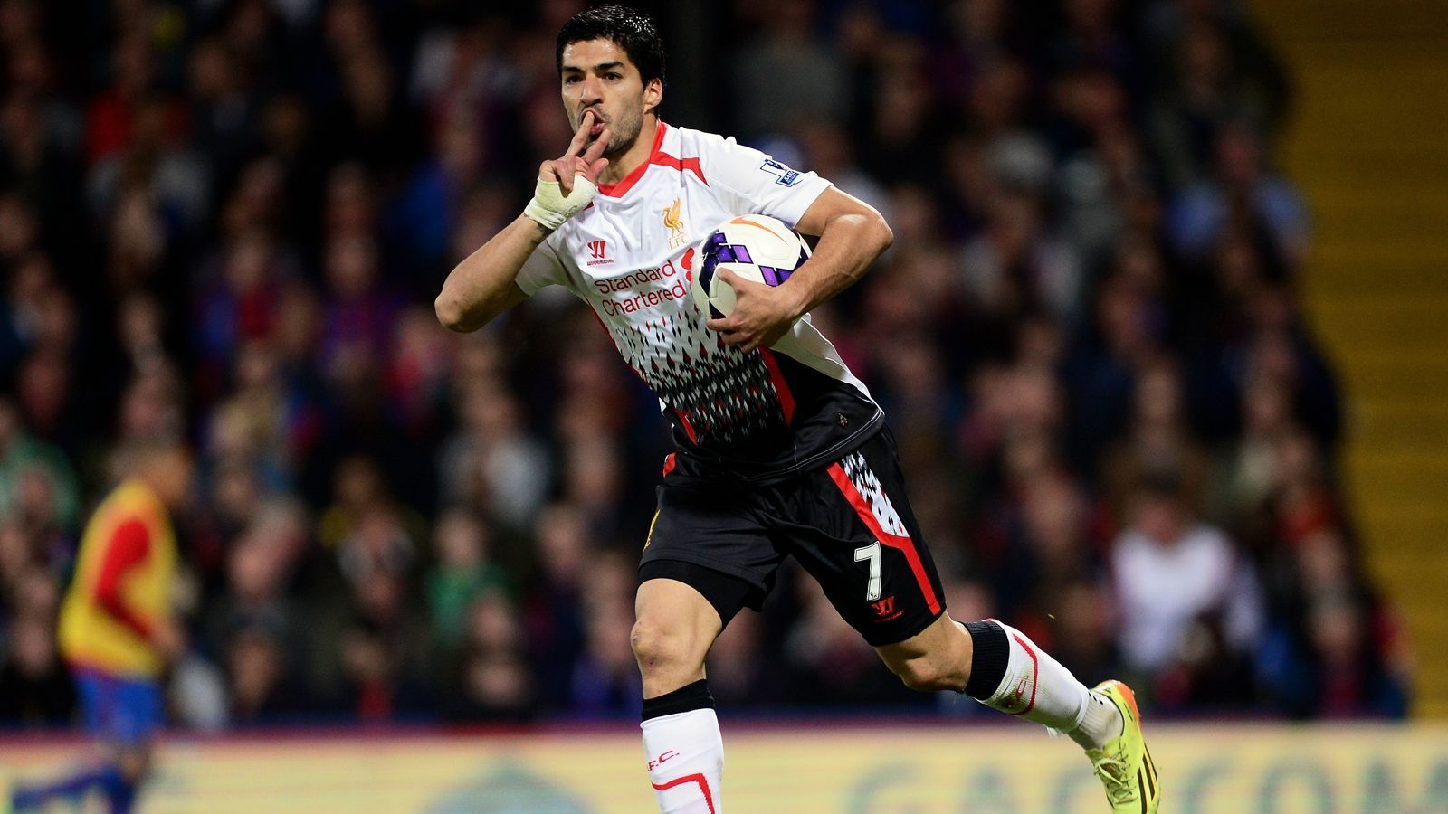 
                <strong>Luis Suarez</strong><br>
                Premier-League-Tore für Liverpool: 69Premier-League-Spiele für Liverpool: 110Spiele pro Tor: 0,63
              