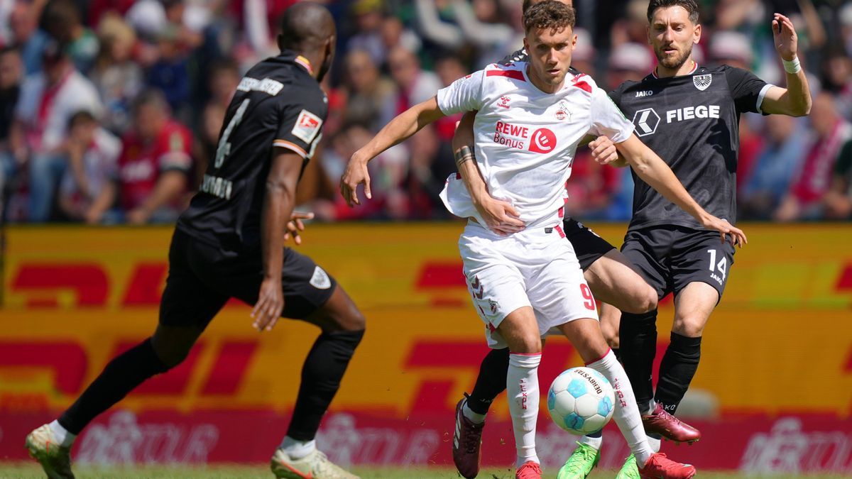 1. FC Köln v SC Preußen Münster - Second Bundesliga