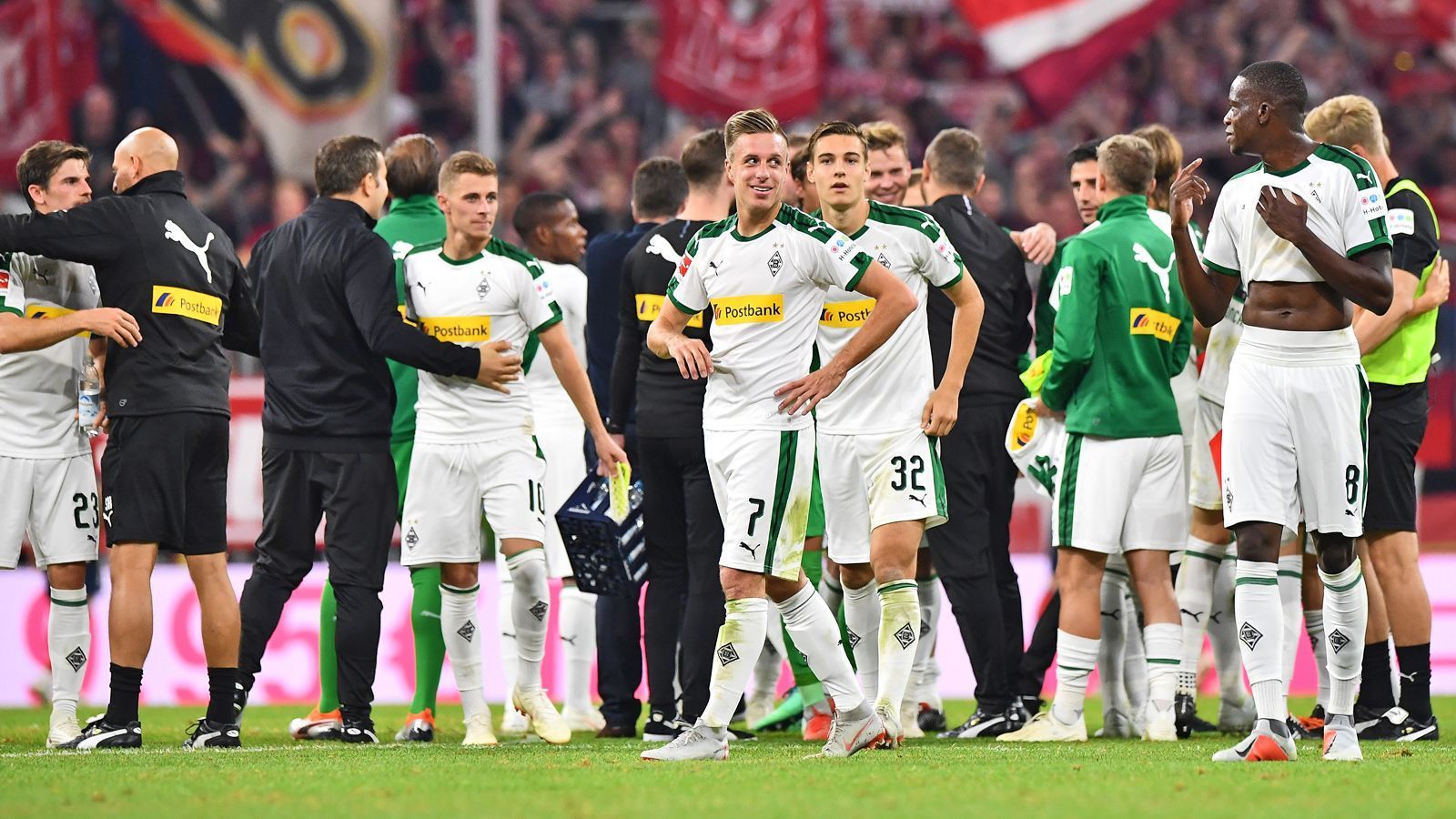 
                <strong>Platz 8: Borussia Mönchengladbach</strong><br>
                Im Schnitt spielen die Profis seit 3,48 Jahren für Borussia Mönchengladbach.
              
