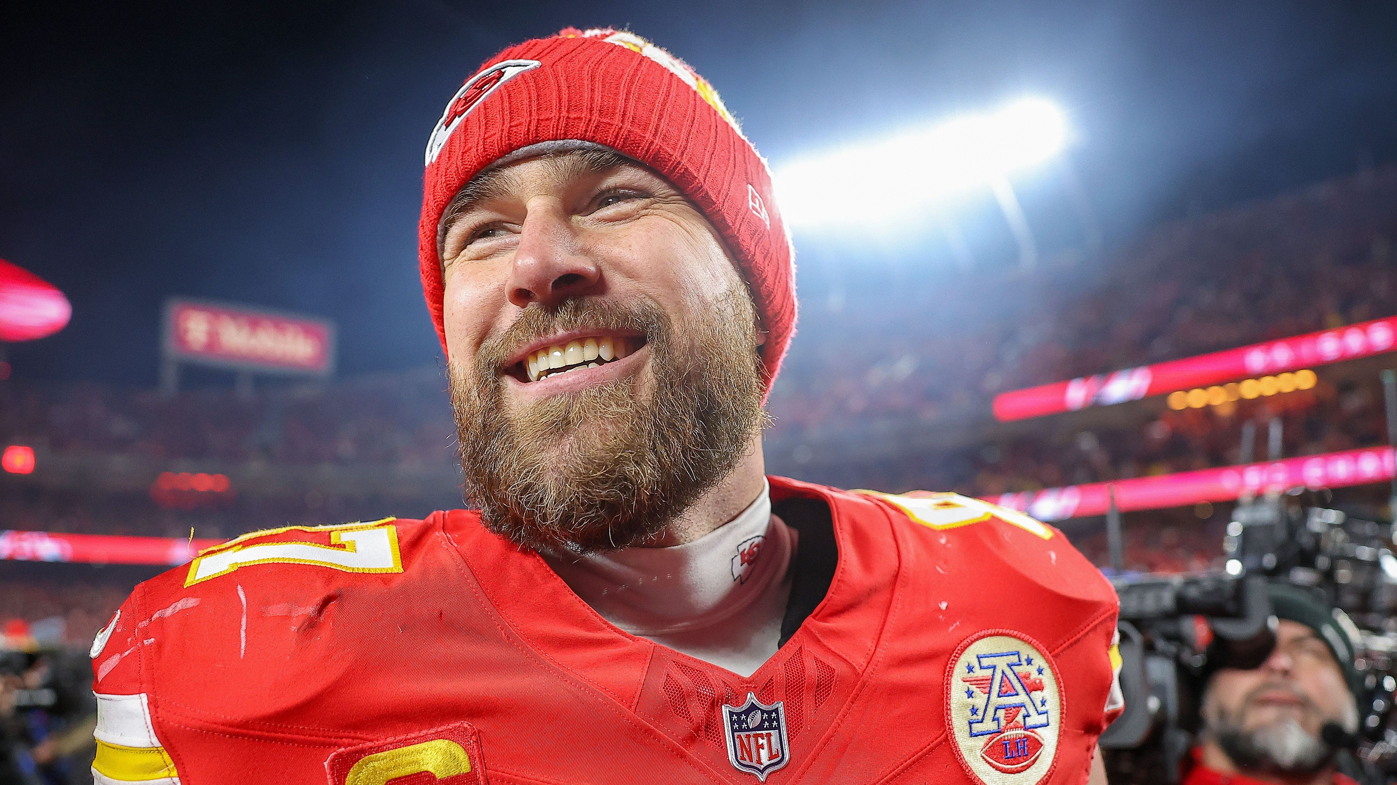 <strong></strong><strong></strong><strong>Travis Kelce</strong><br>Position: Tight End<br>MVP-Quote: 19