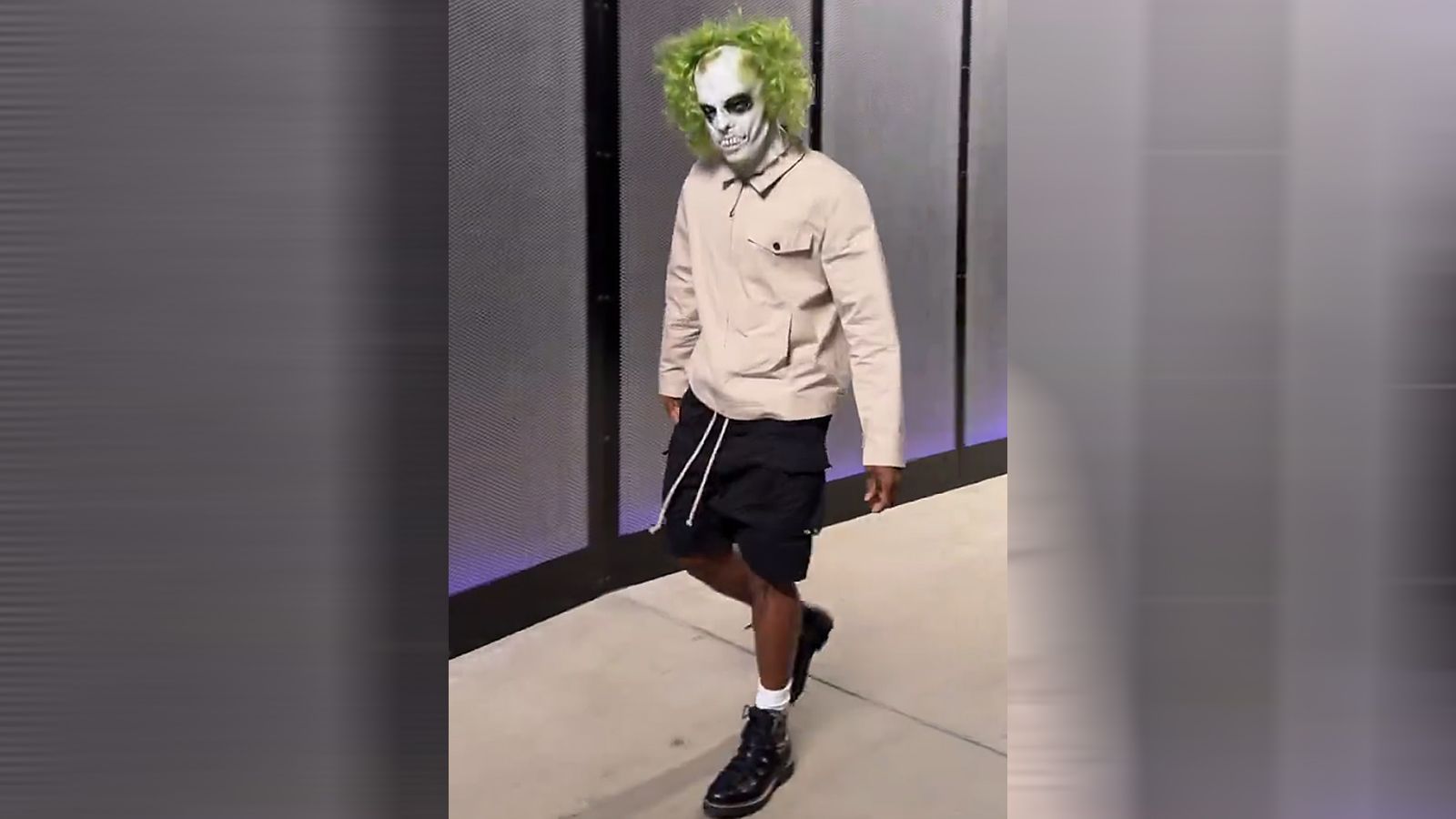 <strong>Collin Sexton (Utah Jazz)</strong><br>Für Collin Sexton ging es in einer furchterregenden Clown-Maske zum Duell seiner Utah Jazz gegen die San Antonio Spurs.