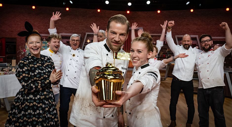 Knapp Und Tränenreich Das Sagt Die Jury Zum Verdienten Sieg Bei Das Große Backen Die Profis - 795vb56