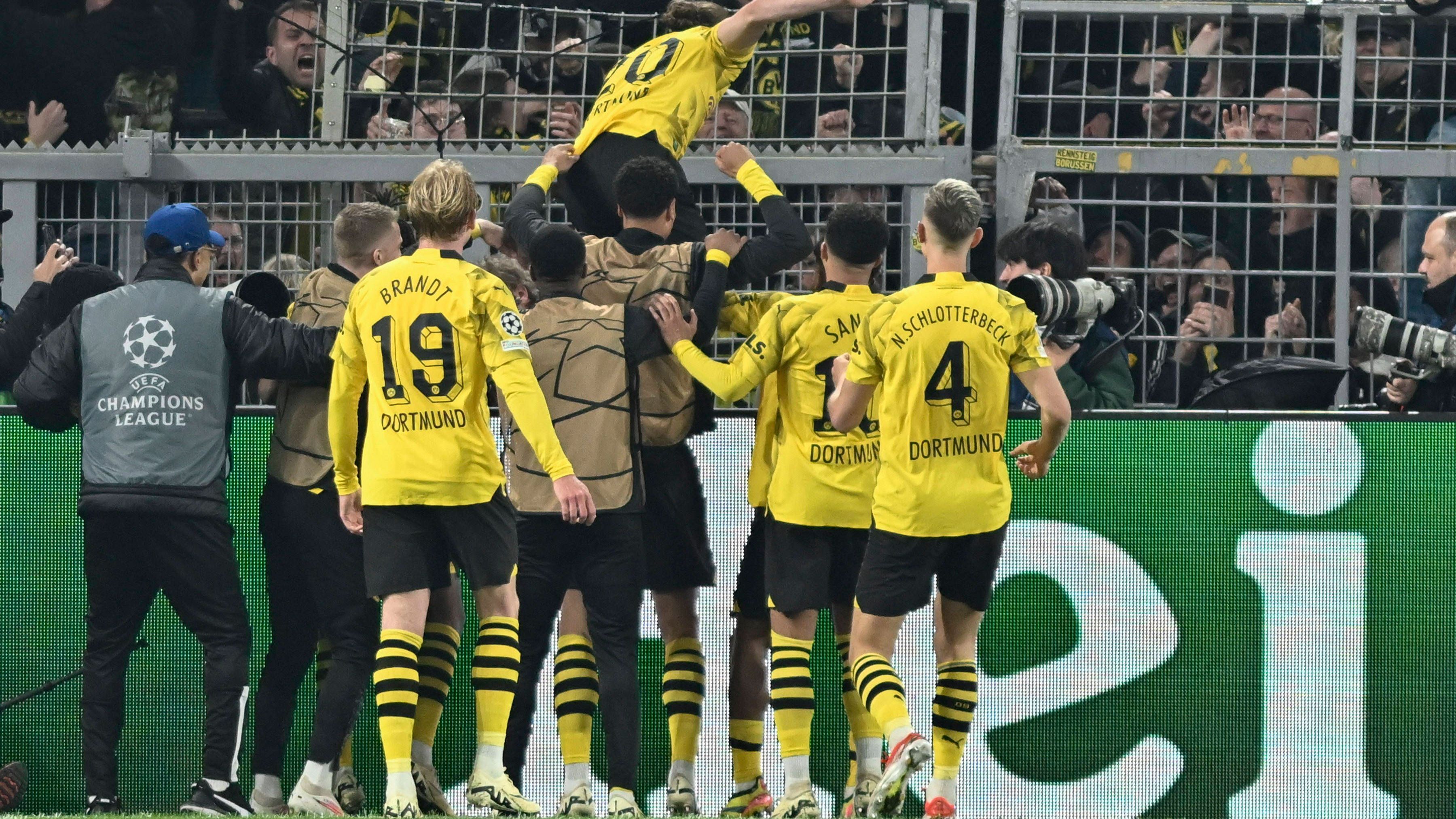 <strong>Die Europapokal-Halbfinals des BVB</strong><br>Mit einer Energieleistung hat sich Borussia Dortmund nach einem 1:2 im Hinspiel noch mit 4:2 gegen Atletico Madrid durchgesetzt. Doch wie liefen die vorigen Europapokalhalbfinals des BVB? <em><strong>ran</strong></em> hat die Übersicht (Quelle: SID).