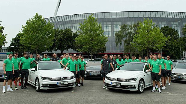 
                <strong>Werder Bremen</strong><br>
                Werder Bremen: Bei den Hanseaten zeichnet der Wolfsburger Konzern nach jeder Werder-Partie den "VW Man of the Match" aus.
              