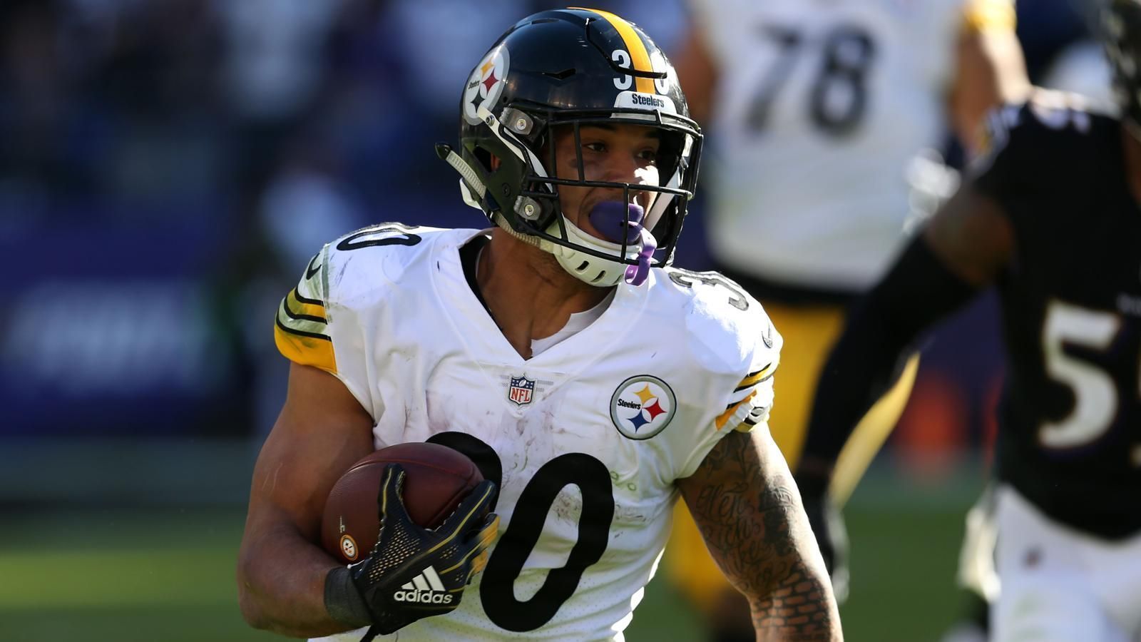 
                <strong> Running Back: James Conner (Pittsburgh Steelers)</strong><br>
                 Stimmen
              