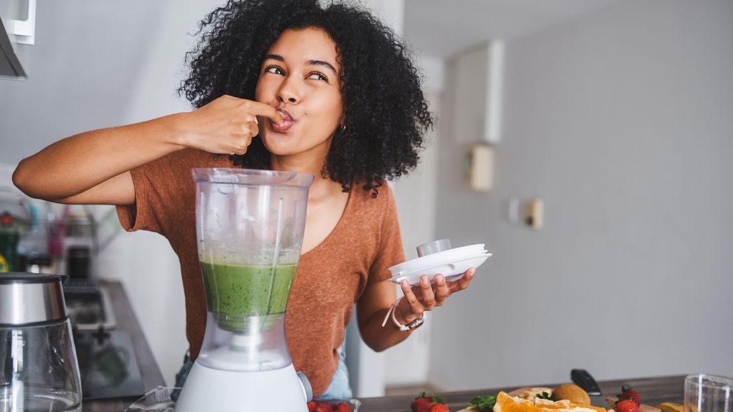 Nach einer Trennung hilft Happy Food: Diese 7 Lebensmittel wirken gegen Liebeskummer.