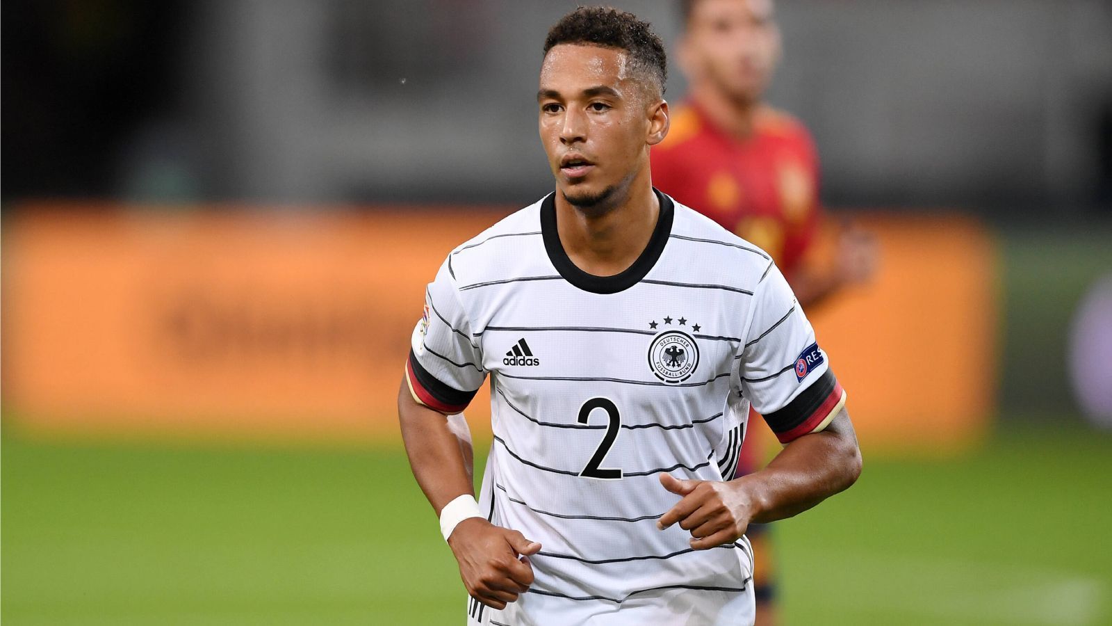 
                <strong>Abwehr: Thilo Kehrer</strong><br>
                &#x2022; Verein: Paris St. Germain - <br>&#x2022; A-Länderspiele: 9<br>
              