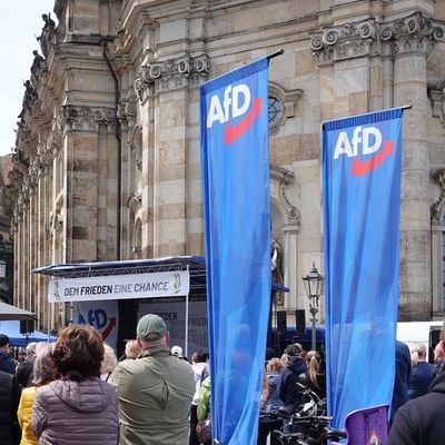 Kundgebung der AfD am 1. Mai 2023 in Dresden. 