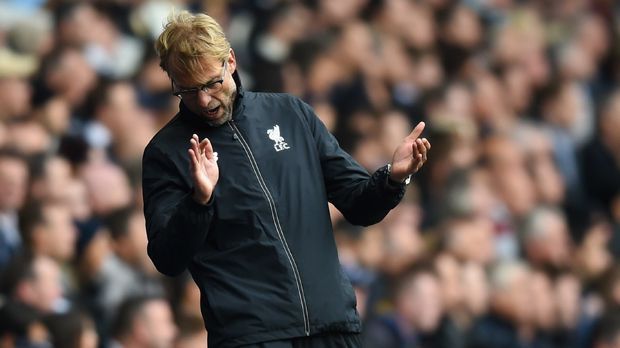 
                <strong>Gute-Ansätze</strong><br>
                Die Partie beginnt gut für Klopp. Seine Mannschaft steht Defensiv zunächst sicher, offensiv gibt es einige gute Ansätze. Nur ein Tor will nicht fallen.
              