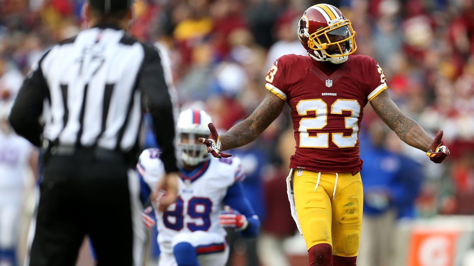 
                <strong>2011: DeAngelo Hall</strong><br>
                Pro Bowl 2011DeAngelo Hall Washington RedskinsCornerback 
              