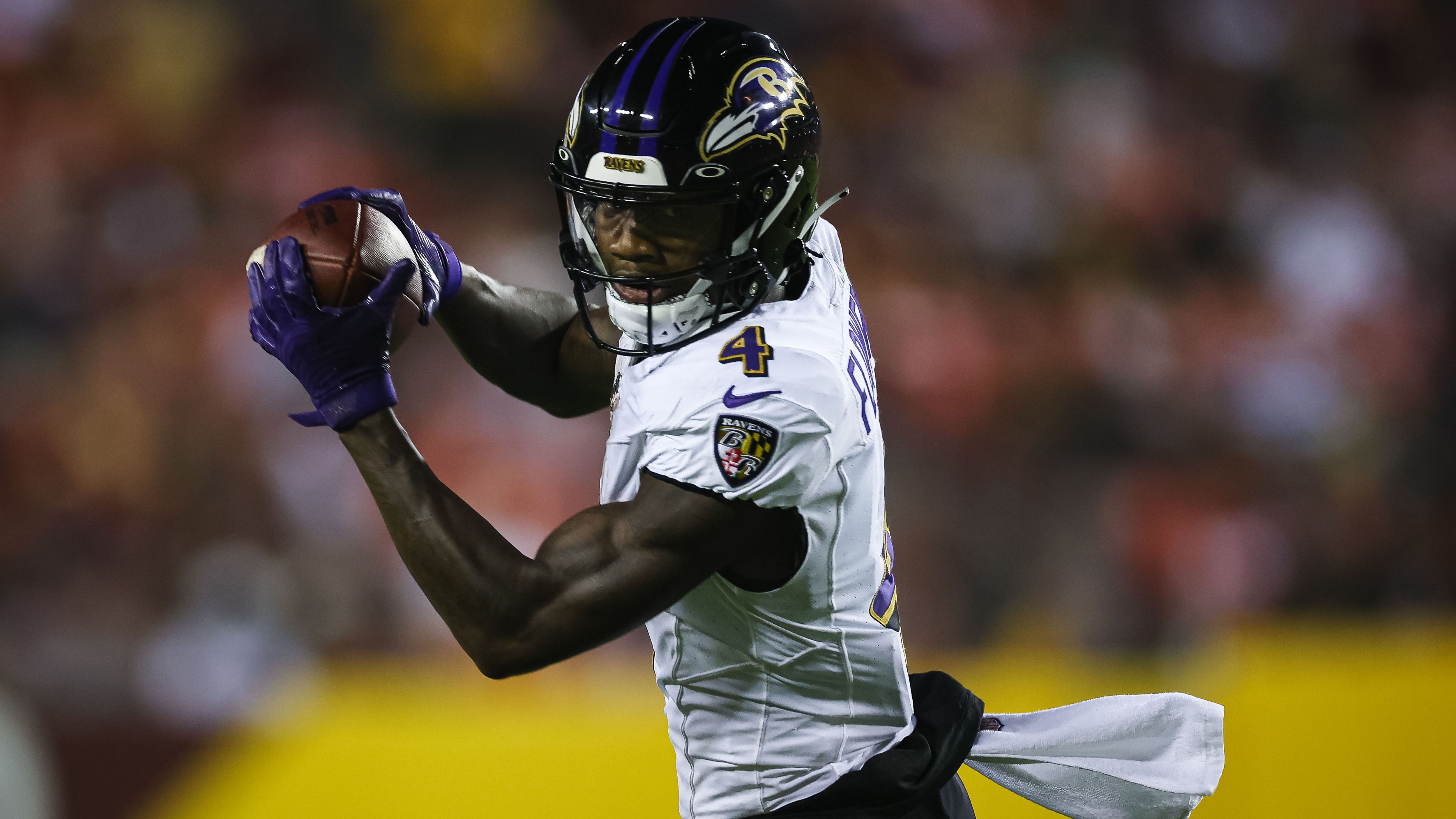<strong>Baltimore Ravens: Wide Receiver Zay Flowers</strong><br>Über die vergangenen Jahre war einer der größten Kritikpunkte an den Ravens das fehlende offensive Talent um Lamar Jackson. Insbesondere auf Receiver haben die Ravens zu lange zu wenig investiert. In dieser Offseason sah es endlich anders aus: In der Free Agency wurde Odell Beckham Jr. verpflichtet, und im Draft wurde der blitzschnelle Zay Flowers in der ersten Runde ausgewählt.&nbsp;
