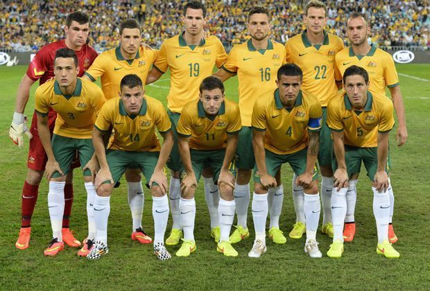 
                <strong>Australien - "Socceroos"</strong><br>
                Der Spitzname der australischen Elf lautet "Socceroos" und ist zusammengesetzt aus "Soccer" (Fußball) und "Kangaroos" (Kängurus). Der Name wurde von einem Journalisten erfunden.
              