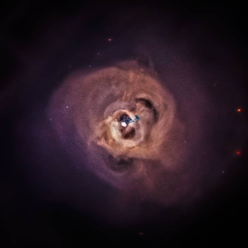 In Sternenhaufen wie im Bild des Perseus versammeln sich tausende Galaxien mit hunderten Millionen Lichtjahren Durchmesser - mitunter die größten Strukturen des Universums. Nur Super-Galaxie-Haufen sind noch größer.