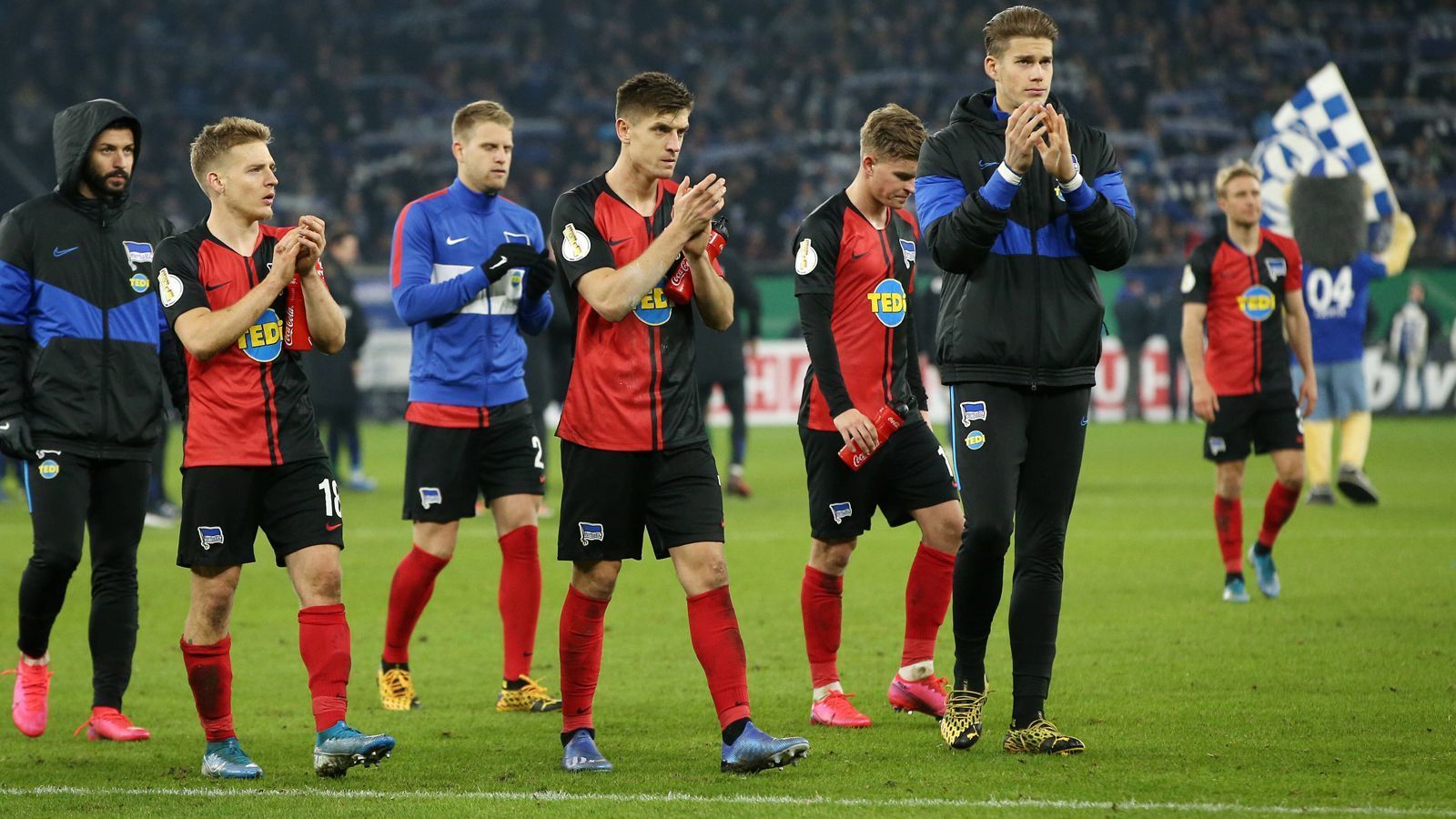 
                <strong>Platz 10 - Hertha BSC</strong><br>
                Transfer-Defizit: 92 Millionen EuroTransfer-Ausgaben: 117 Millionen EuroTransfer-Einnahmen: 25 Millionen Euro
              