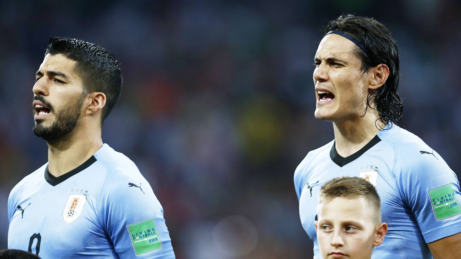 
                <strong>Luis Suarez/Edinson Cavani (Uruguay)</strong><br>
                Das vielleicht treffsicherste Sturm-Duo des Turniers. Edinson Cavani und Luis Suarez sollen das stolze Drei-Millionen-Einwohner-Land zum 15. Mal mit dem Copa-America-Titel beschenken. Der Rekordsieger des Turniers hat das Duo beim letzten Freundschaftsspiel gegen Panama (3:0) vorsichtshalber geschont, Suarez wurde immerhin eingewechselt und erzielte ein Joker-Tor. 
              