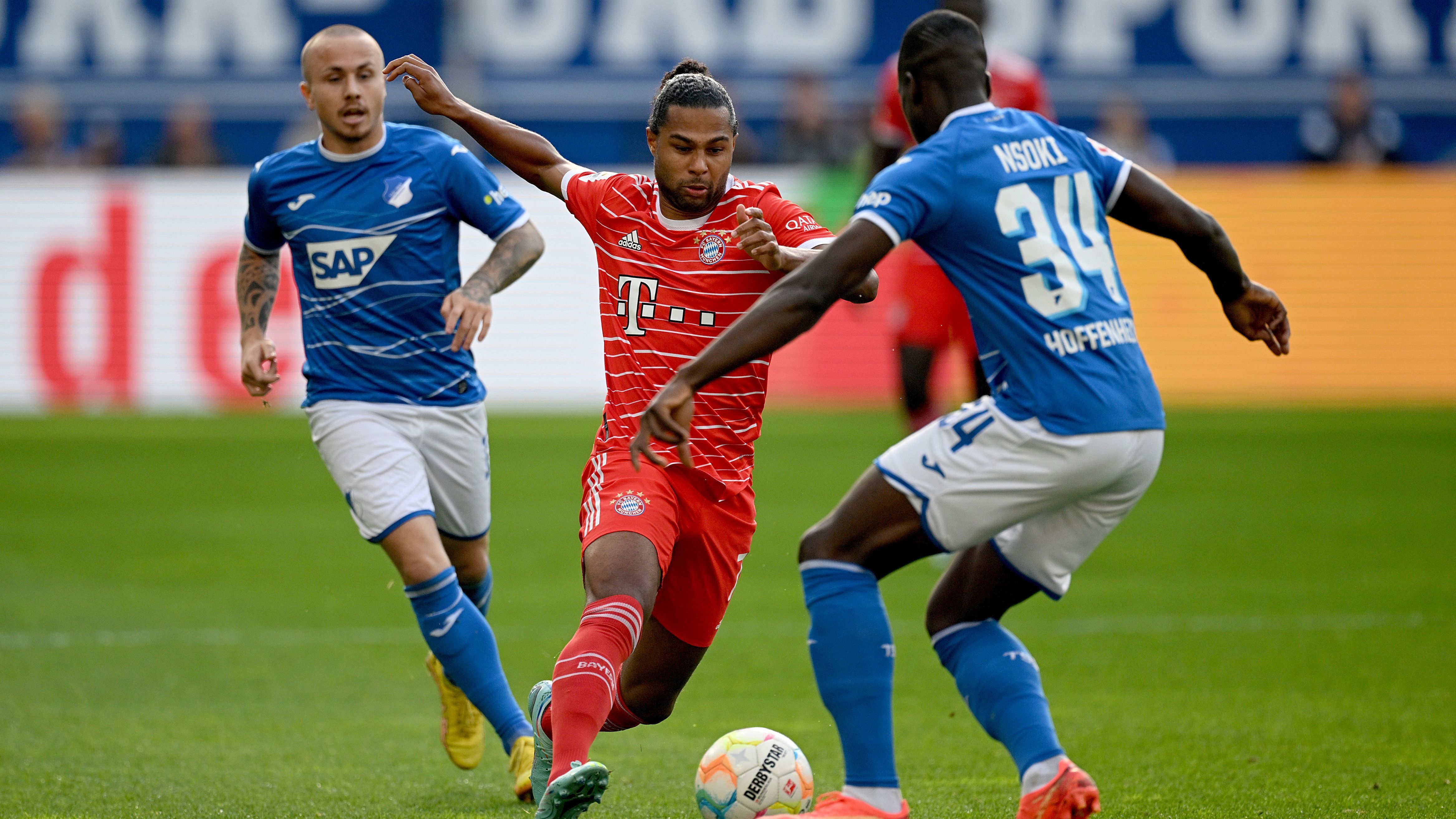 
                <strong>Serge Gnabry</strong><br>
                Auf der rechten Außenbahn sorgt Gnabry einmal mehr für richtig viel Betrieb, hat früh in der Partie die erste Chance, mit der er aber an Baumann scheitert – ebenso in der 23. Minute per Volleyschuss. Durch einen starken Doppelpass mit Choupo-Moting leitet der deutsche Nationalspieler das 2:0 mustergültig ein. ran-Note: 2
              