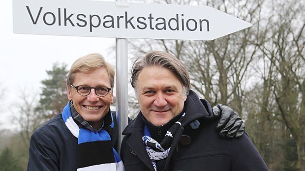 
                <strong>Wieder da: Volksparkstadion</strong><br>
                Eigentlich war es nie weg, hatte aber in den vergangenen Jahren viele verschiedene Namen. Nun heißt die Heimstätte des Hamburger SV wieder offiziell "Volksparkstation" - HSV-Gönner Klaus-Michael Kühne sei Dank.
              