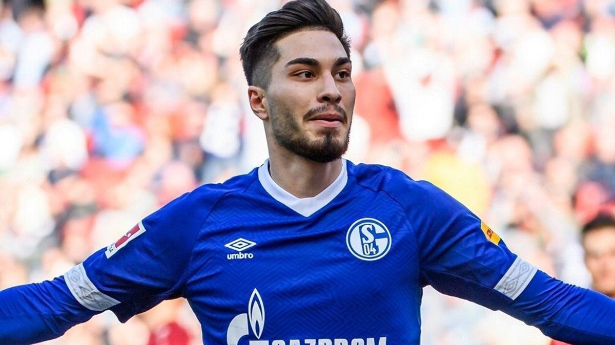 Suat Serdar (Foto) nimmt Ozan Kabak in Schutz