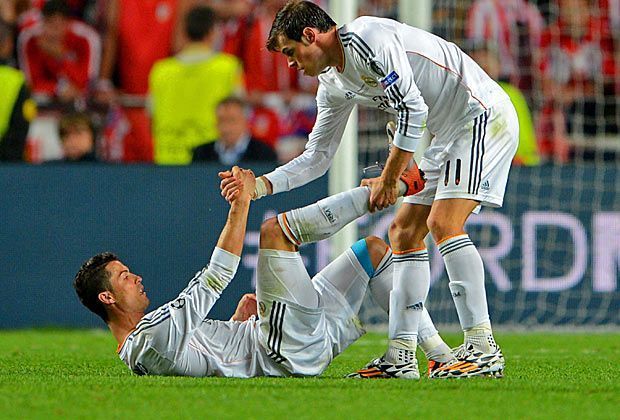 
                <strong>Champions-League-Finale: Real Madrid vs. Atletico Madrid</strong><br>
                Fit machen für den zweiten Teil der Verlängerung: Cristiano Ronaldo und Gareth Bale wollen es jetzt wissen.
              